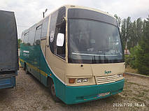 Производство и замена лобового стекла триплекс на автобусе Ferqui Narcea на шасси Mercedes-Benz O1117L в Никополе (Украина). 7