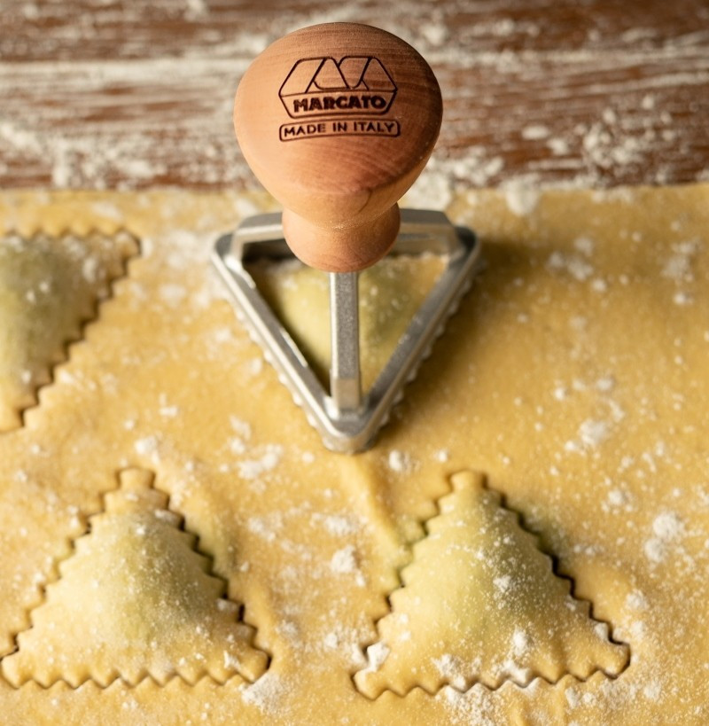 Штамп для равиоли Marcato RAVIOLI STAMP TRIANGLE 54MM - фото 1 - id-p1315065963