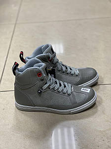 Купить Мотоботи у надежного поставщика 