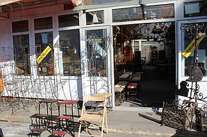 Художественная ковка ручной работы - Вход в магазин