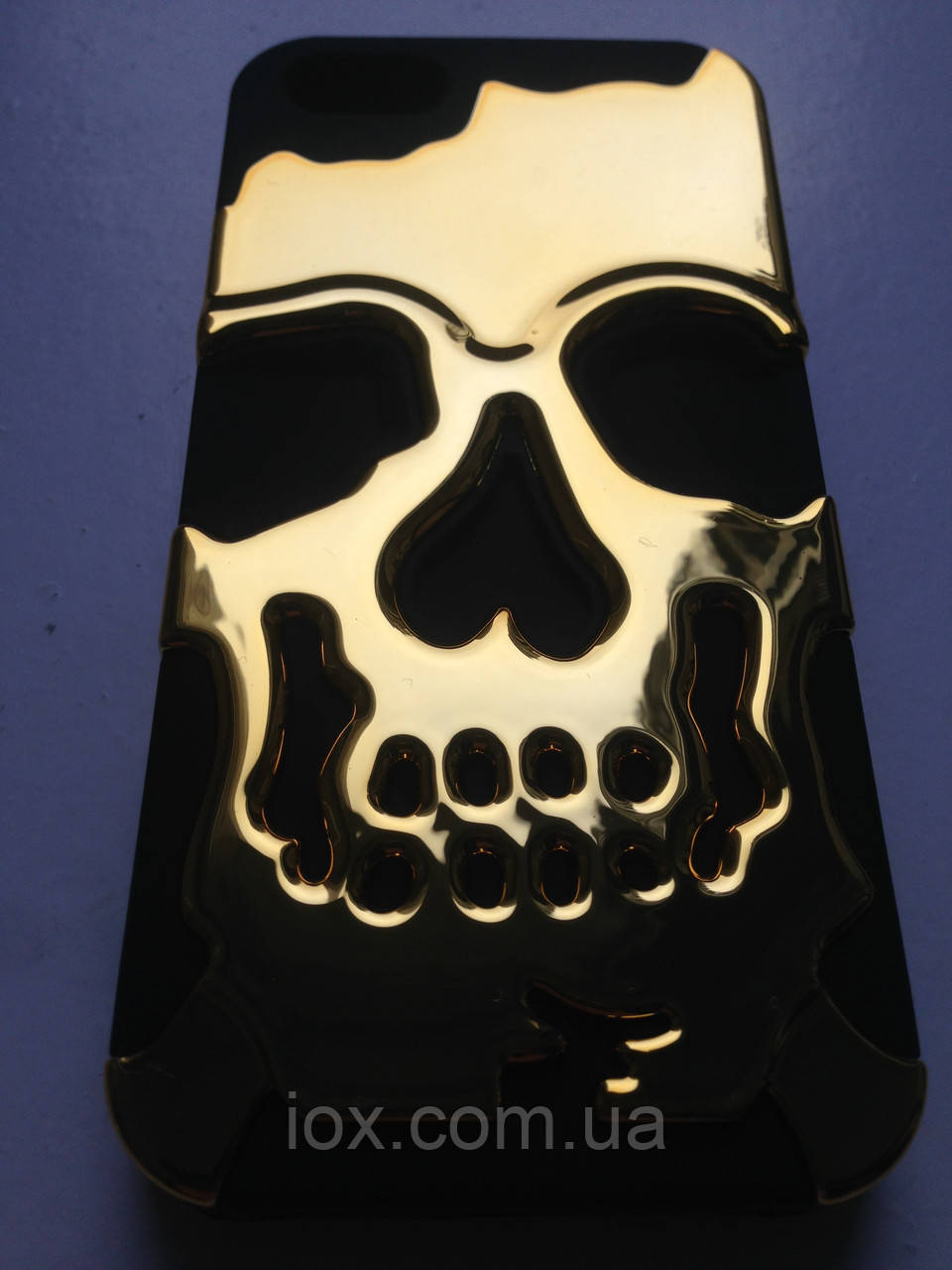 Золотий чохол "Череп" для Iphone 5/5S силікон + пластик