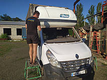 Производство и замена лобового стекла триплекс на автомобиле Renault Master 3 в Никополе (Украина). 7