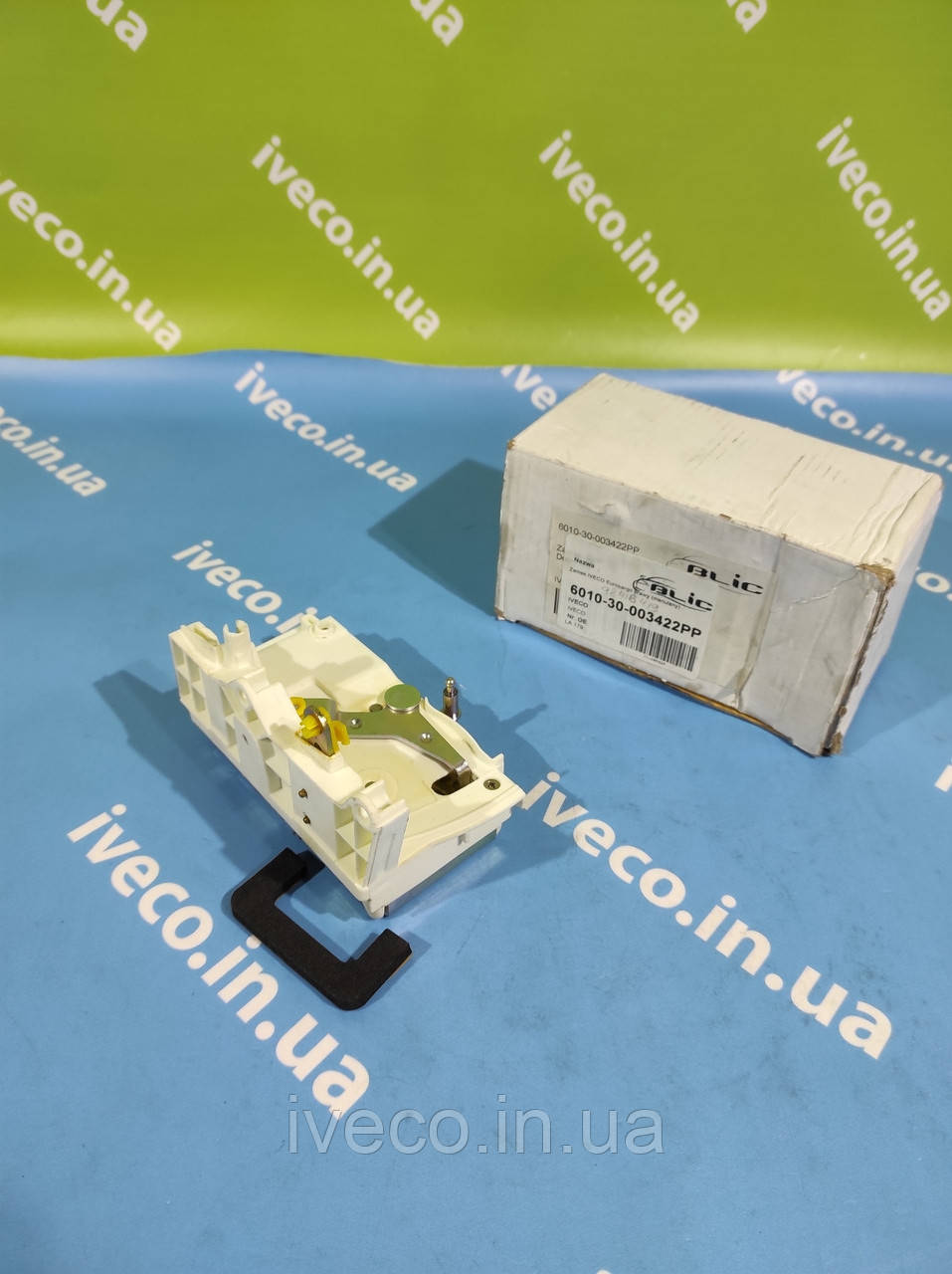 Замок правих дверей Iveco Stralis Trakker EuroTrakker EuroCargo Івеко Страліс Тракер Єврокарго 98416419
