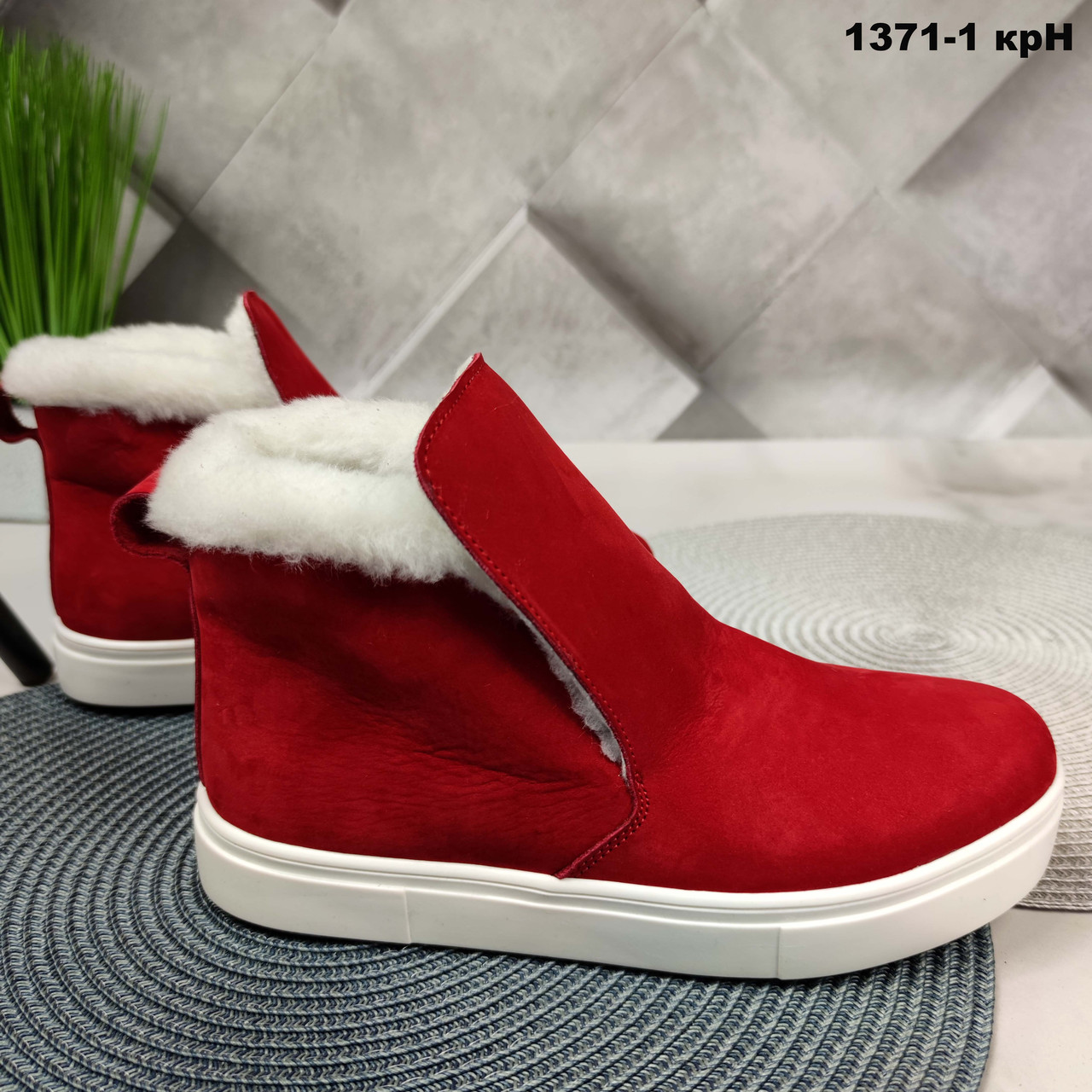Червоні жіночі зимові черевики натуральний нубук 36 р-р, фото 1
