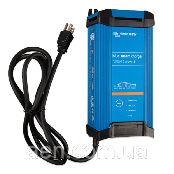 Зарядний пристрій Blue Smart IP22 Charger 12/30 (3)