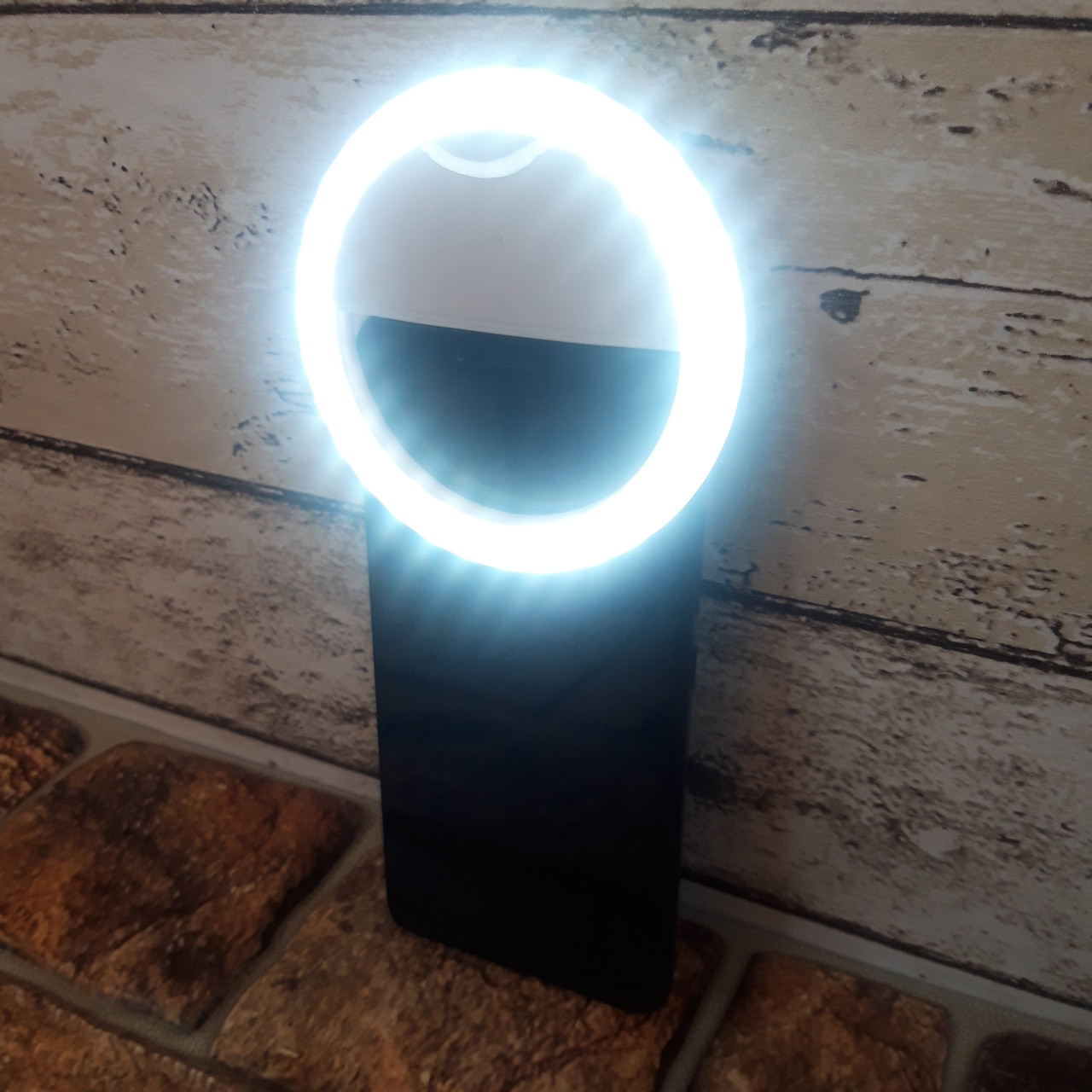 Вспышка подсветка селфи-кольцо для телефона на аккумуляторе Selfie Ring  Ligh 3 режима яркости света Живые фото (ID#1316043646), цена: 184.85 ?,  купить на Prom.ua