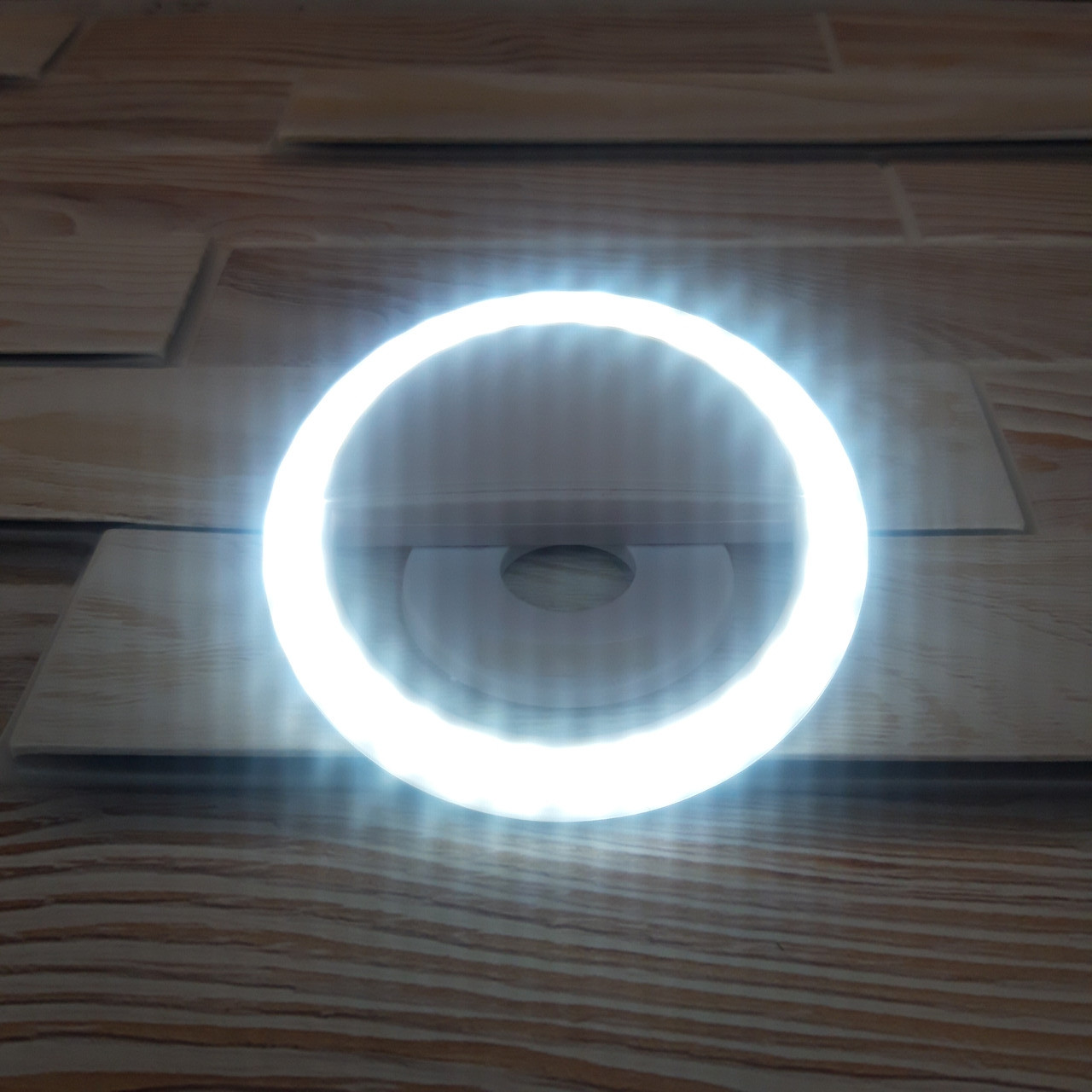 Кольцо для селфи телефона Selfie Ring Light с подсветкой 3 режима  (Настоящие фотографии) (ID#1316050912), цена: 184.85 ?, купить на Prom.ua
