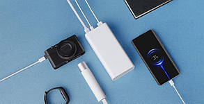 Портативний акумулятор Power bank: універсальна батарея, що рятує мільйони людей у всьому світі