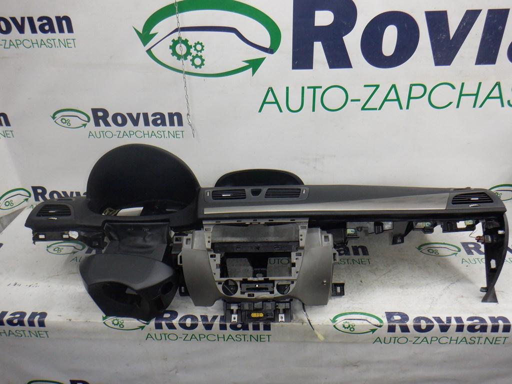 Панель Приборов Renault MEGANE 3 2009-2013 (Рено Меган 3), 681000022R ...