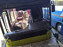 Производство и замена лобового стекла триплекс на автобусе Vest Center H на шасси Volvo B7RLE 4x2 в Никополе (Украина). 8