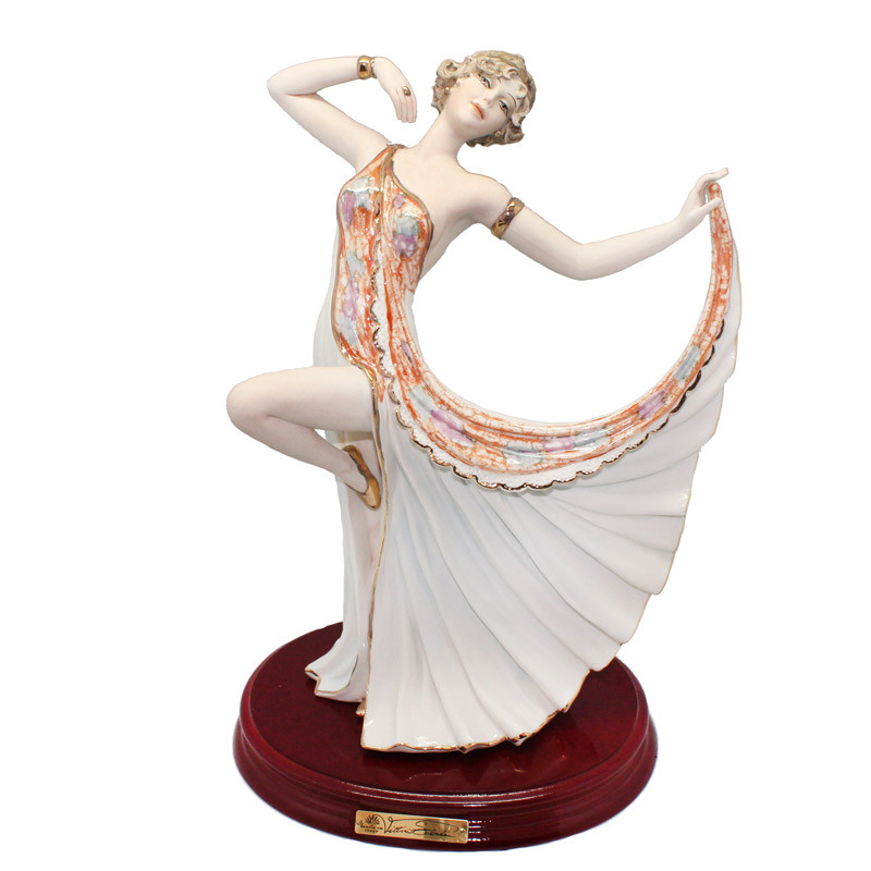 Фігурка-статуетка порцеляновий Італія, ручна робота «Дівчина в танці» Sabadin, h-33см (2298Ls)