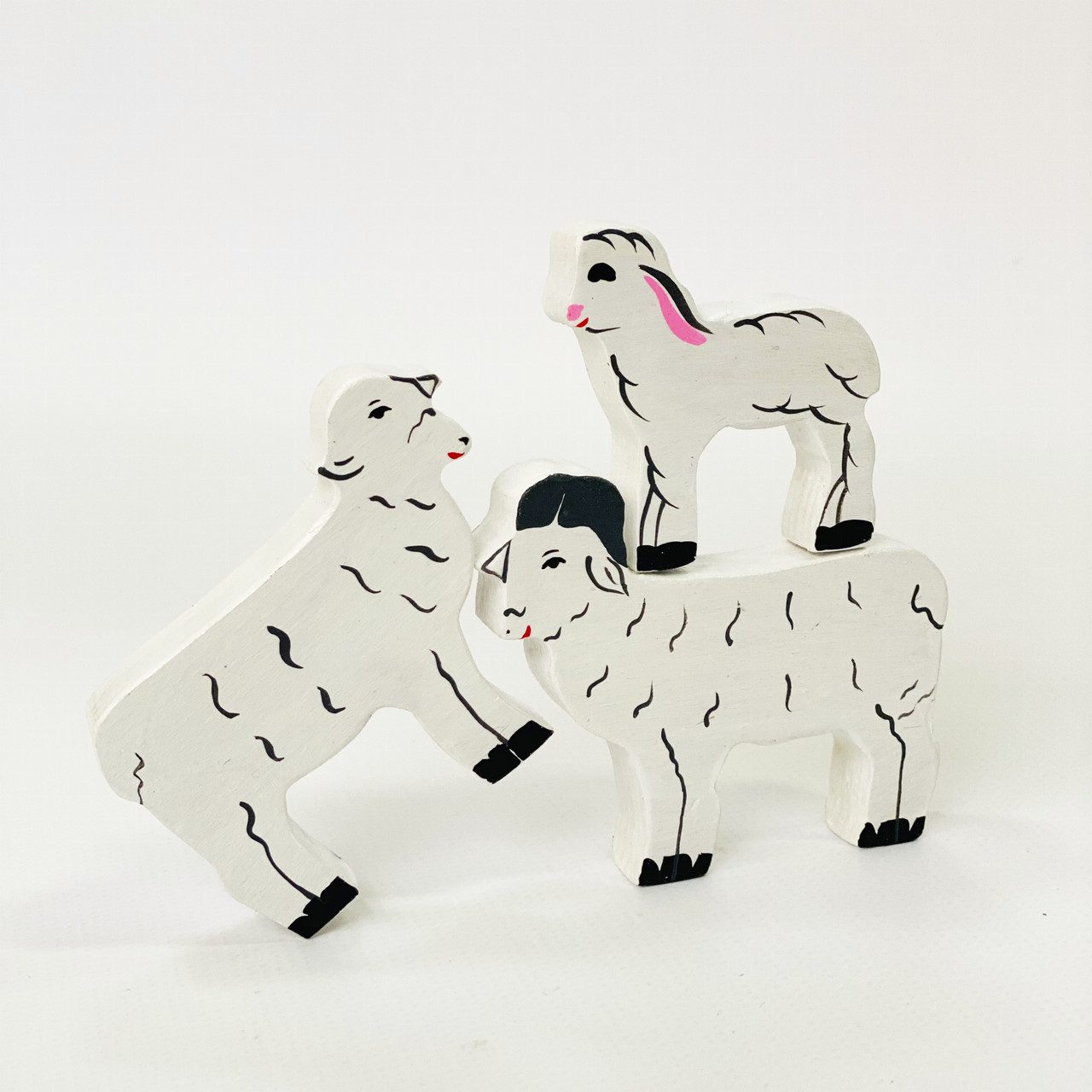 Сім'я овець тато, мама, дитинча, фото 1