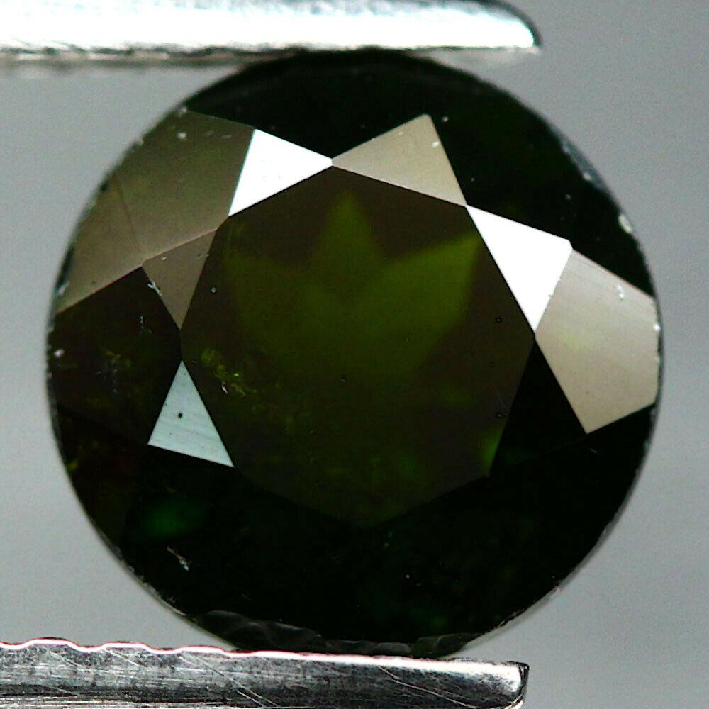 2.36 кт. Природний хромдиопсид 7х9 мм