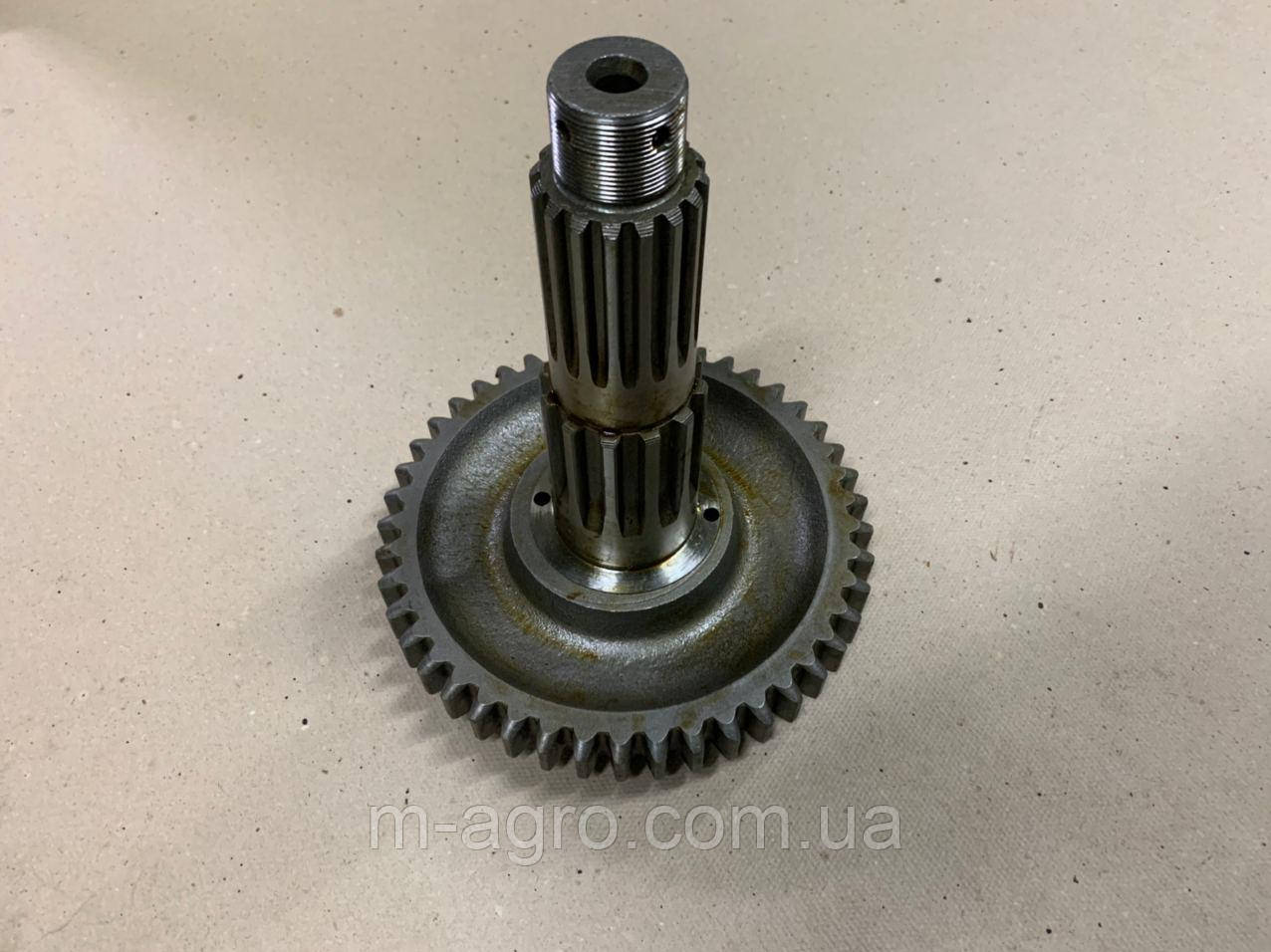 Вал вторинний КПП МТЗ (Оригінал) (50-1701252)
