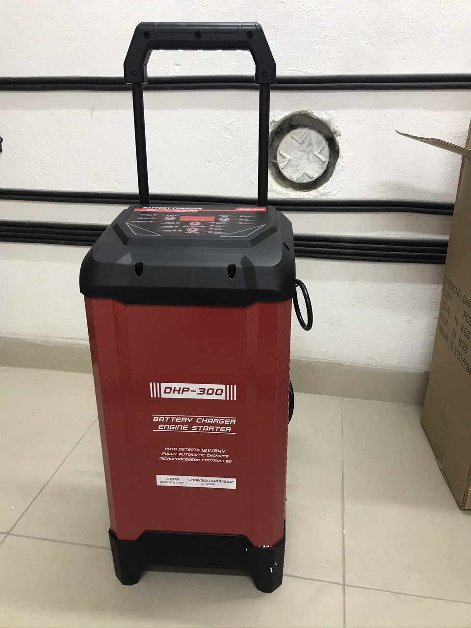 Пуско-зарядний пристрій AL-FA DHP300 650Ah, фото 1