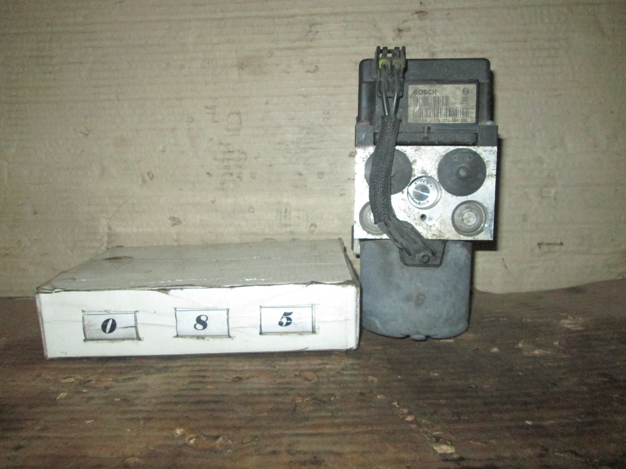 №84 Б/у Блок управління ABS 2,5 TDI 8E0614111AH 0273004356 0265220525 для Audi A6C5 1997-2000