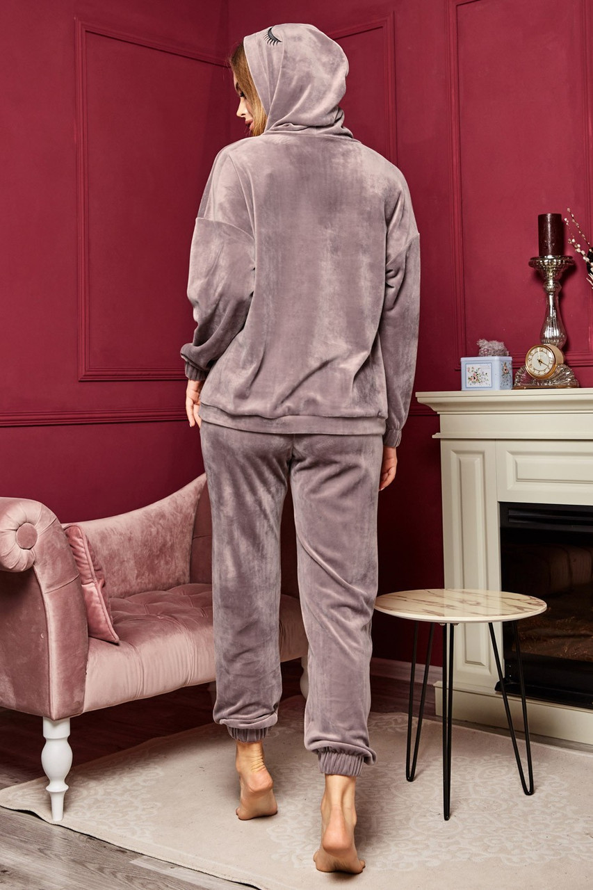 Уютная велюровая пижама 1661 (42 48р) в расцветках - фото 6 - id-p1317179356