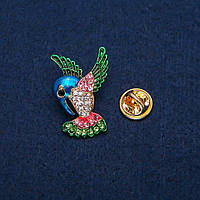 Брошка Колібрі кольорова емаль і стрази, золотистий метал 23х31мм купити біжутерію оптом в інтернеті