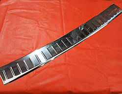 Накладка на задній бампер із загином Volkswagen Golf 7