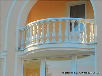 В этом проекте были использованы бетонные балясины B3 и B0, созданные по технологии мрамор из бетона. Гарантированный срок службы наших изделий более 25 лет. Наши балясины и балюстрады обладают высокой прочностью и плотность.