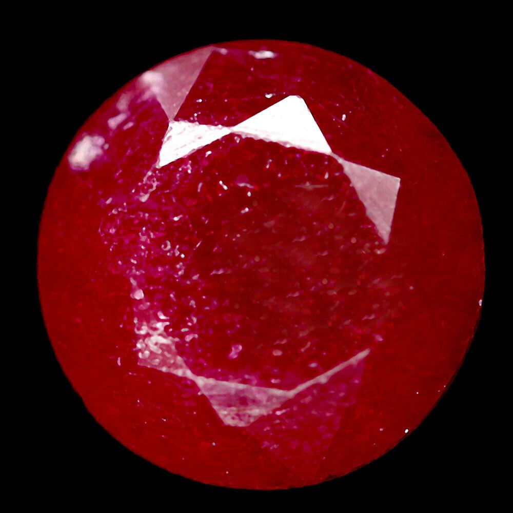 3.16 кт. Природний рубін коло 7.9 мм.