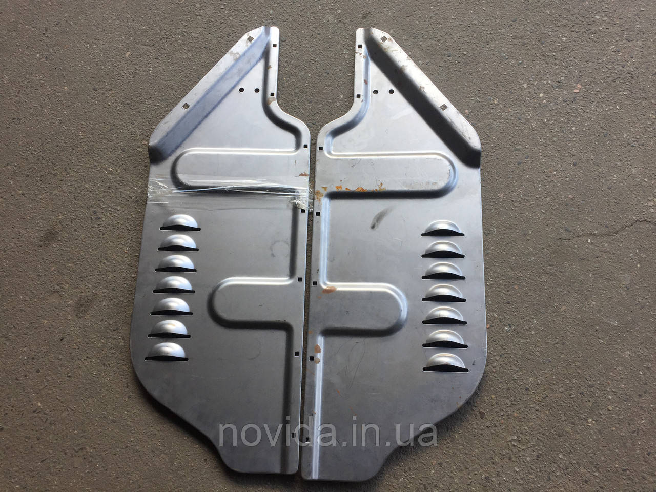 Бризговик крила КАМАЗ (лівий+правий) (зябра) 5320-8403265/264