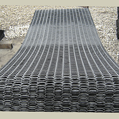 Просечно-витжний лист сталевий TC MR10/5x1,6x1/1000x2000