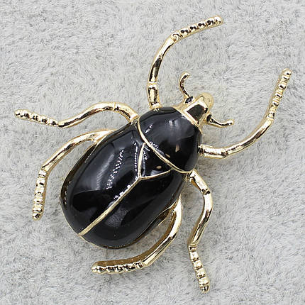 Брошка металева золотиста у формі комахи покрита чорною емаллю розмір виробу 35х38 мм, фото 1