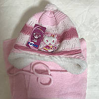 Рожевий в'язаний комплект дитяча шапочка + шарфик вік до року