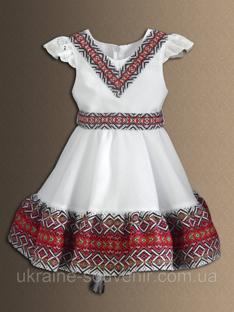 Дитяча сукня в українському стилі.