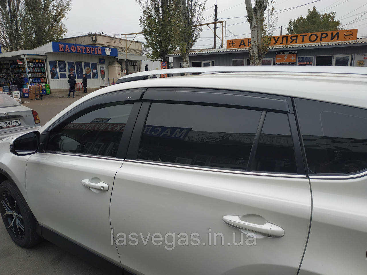 Вітровики, дефлектори вікон Toyota Rav4 2013- (Hic), фото 1