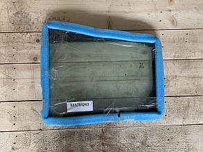 Скло переднє нижнє праве JCB 3CX 333/R4243, 827/80142 скло праворуч ламіноване JCB 3CX