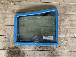 Скло переднє спіднє ліве JCB 3CX 333/R4242, 827/80141 Скло переднє нижнє ліва сторона ламінована JCB