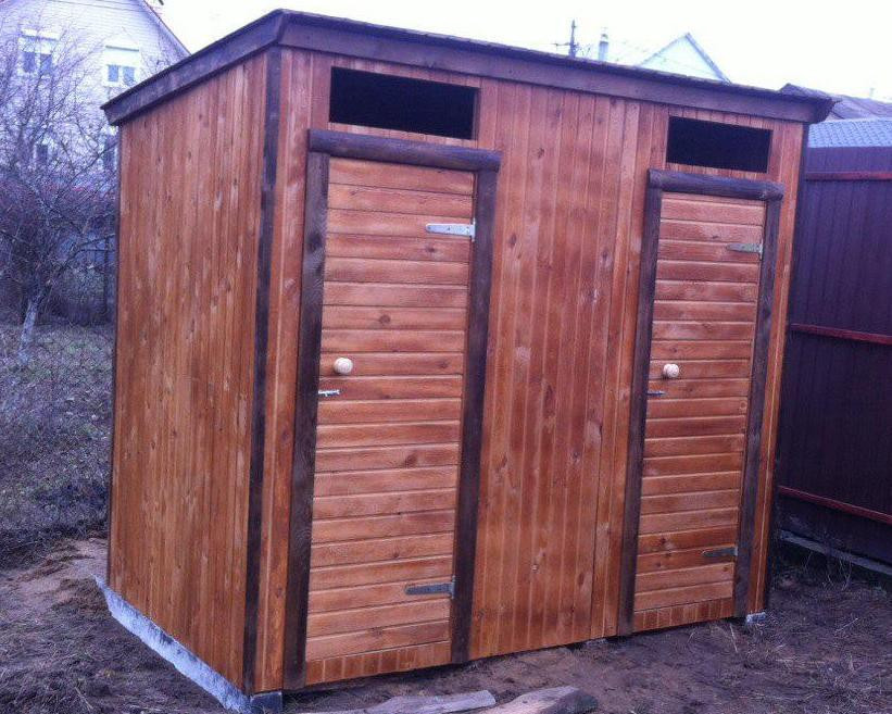 Будівництво дерев'яних туалетів з душовою кабінкою 2,6х1.1 м
