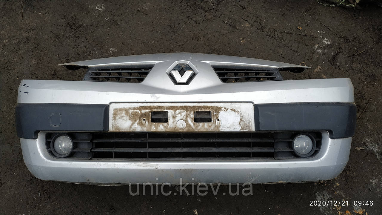 Бампер передній Рено Меган 2 фаза 1 б/в (8200142000, 8200142001)