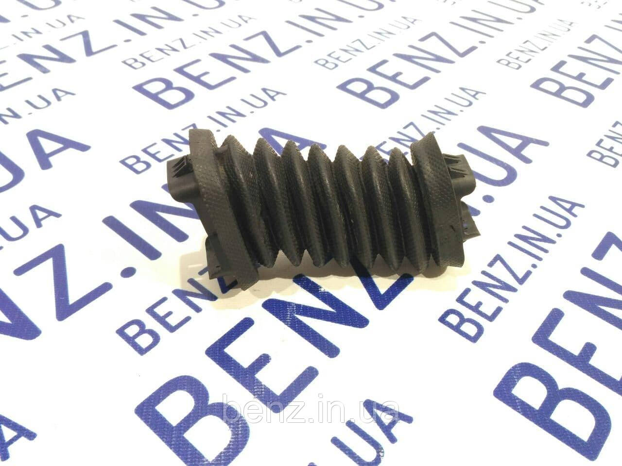 Кожух електропроводки двері Mercedes W204, W212, C207 A2048210197