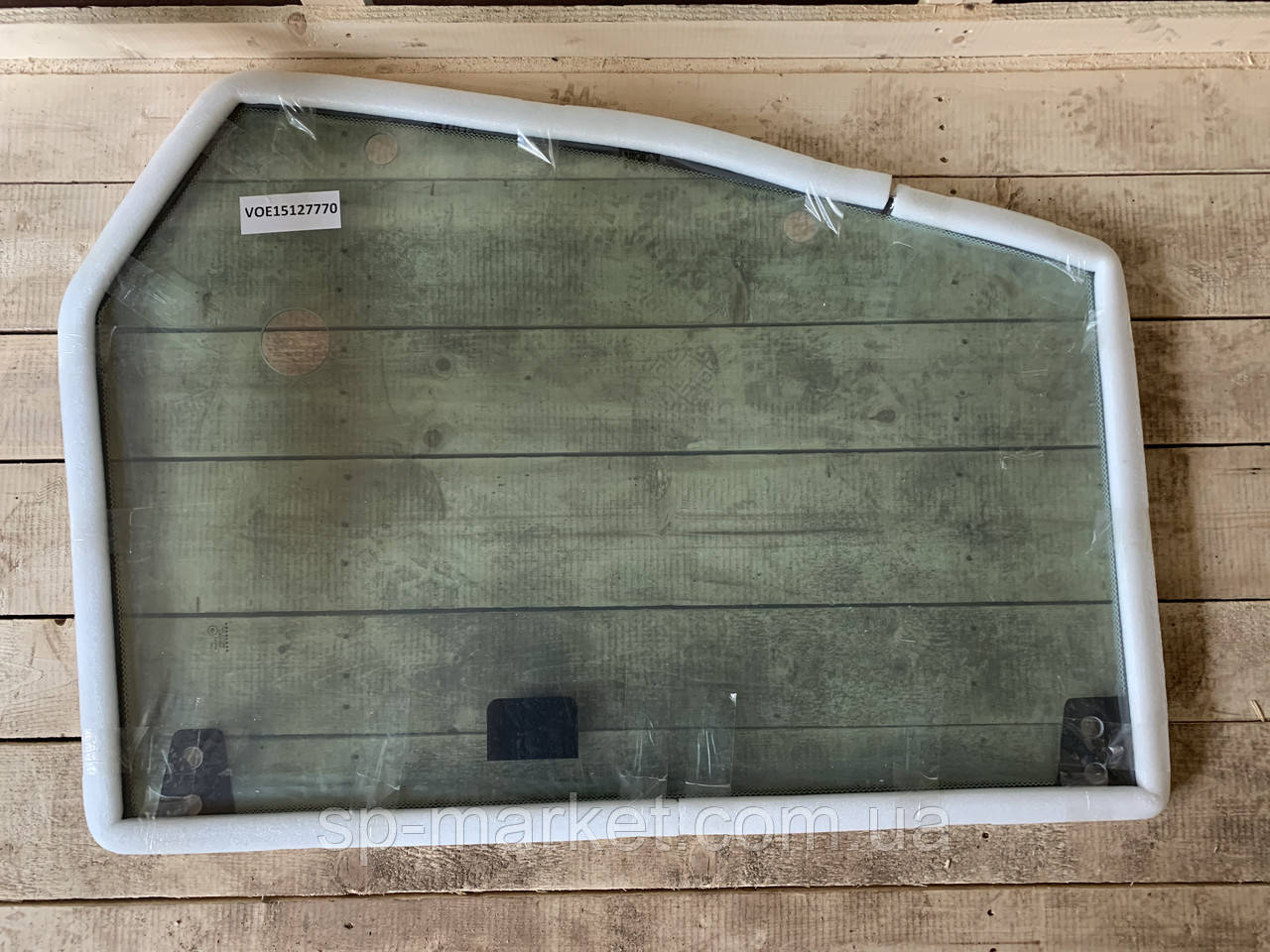 Скло дверей праве (відкриване) Volvo BL71 VOE15127770 для Volvo BL61B, BL71B, фото 1
