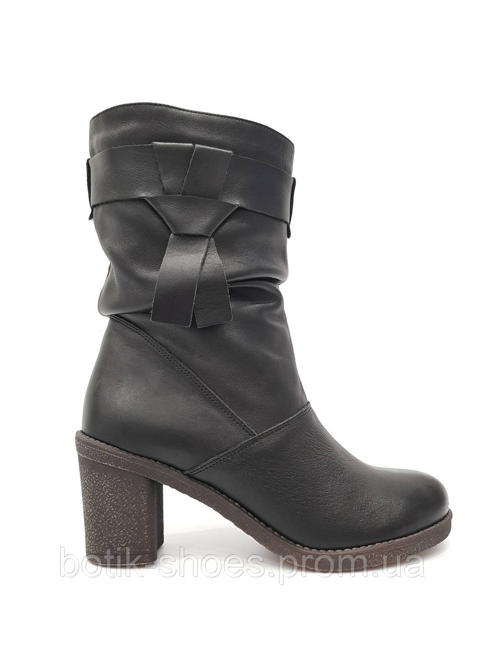 Модні зимові жіночі шкіряні чоботи з хутром на високому каблуці чоботи короткі теплі якісні польща 40 розмі Kordel 4308 чорні 2023