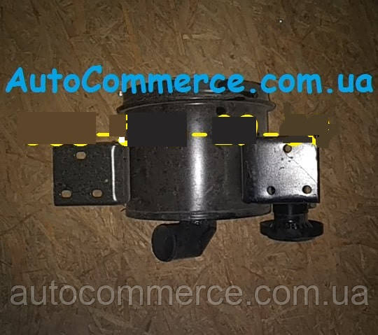 Корпус повітряного фільтра в складанні Dong Feng 1032 Донг Фенг, Богдан DF20, DF25.