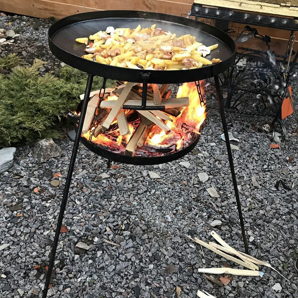 Сковорода з довгими ніжками та підставкою для вогню з диска борони 50 см зі сталі, фото 1