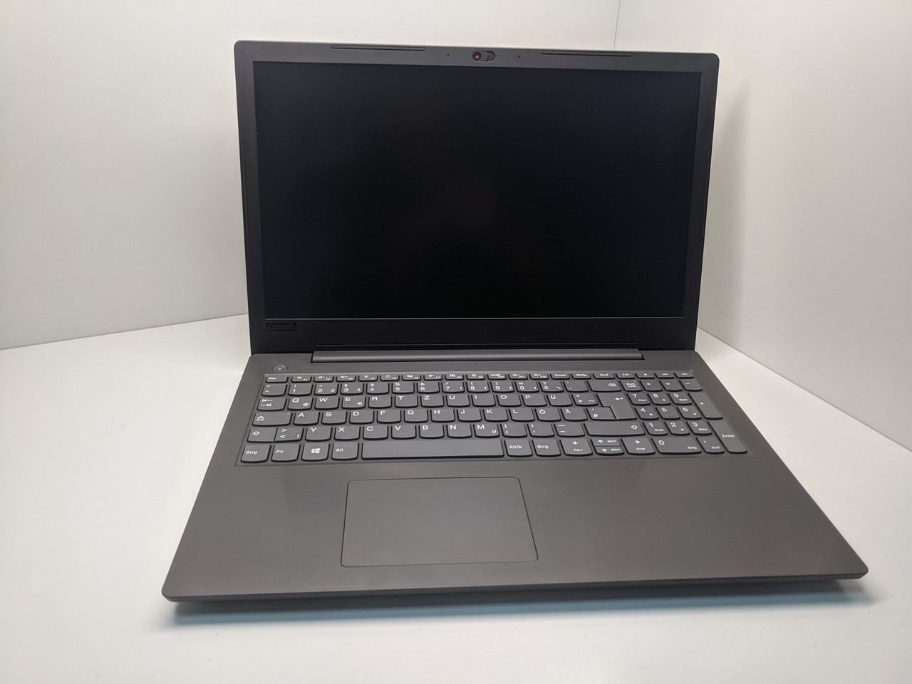 Ноутбук Lenovo V130-15IGM