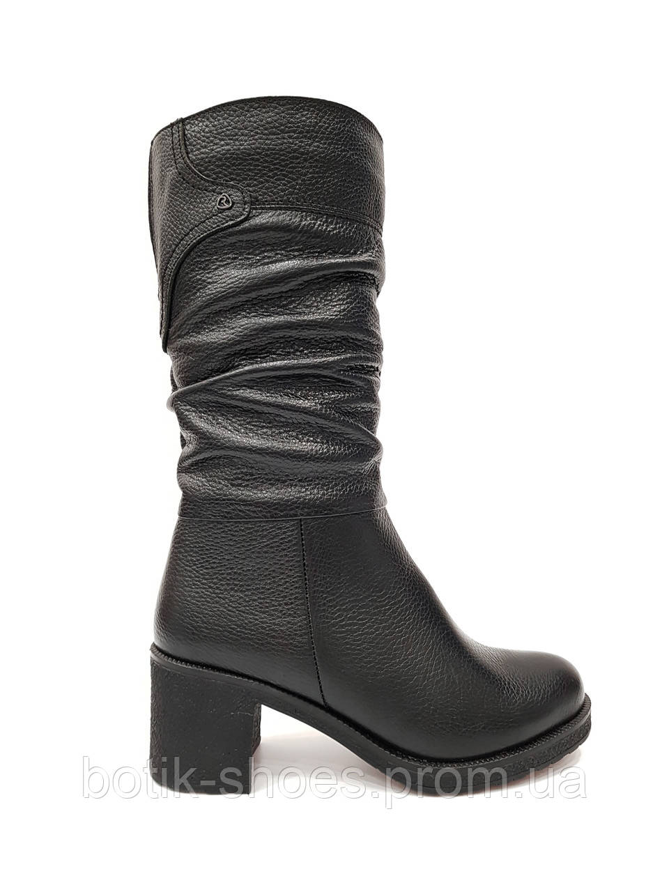 Зимові чоботи жіночі шкіра модні стильні на високому підборі комфорт теплі з хутром повсякденні короткі 36 розмір Romax 4407 2024