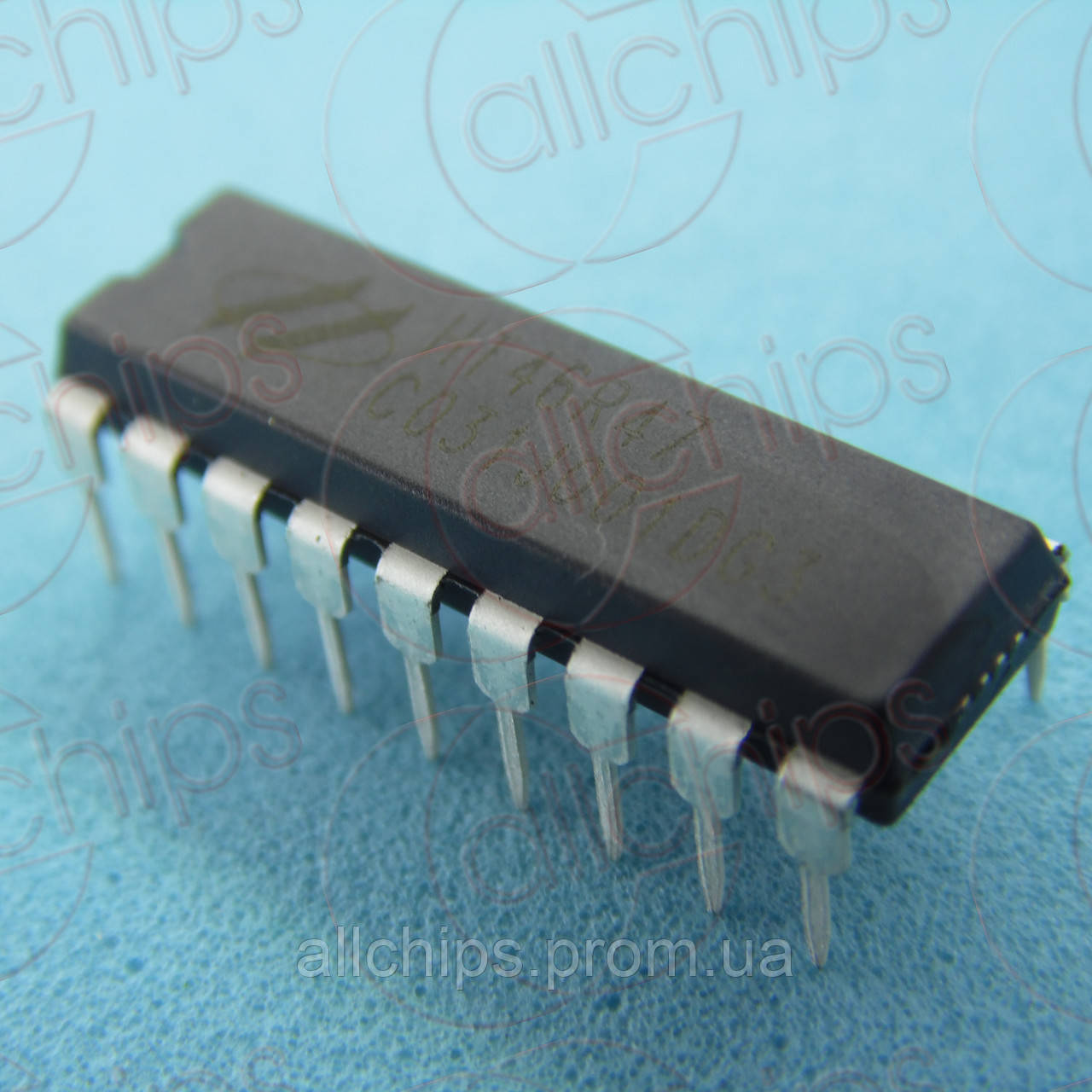 Микроконтроллер 8бит Holtek HT46R47 DIP18 - фото 3 - id-p140938851