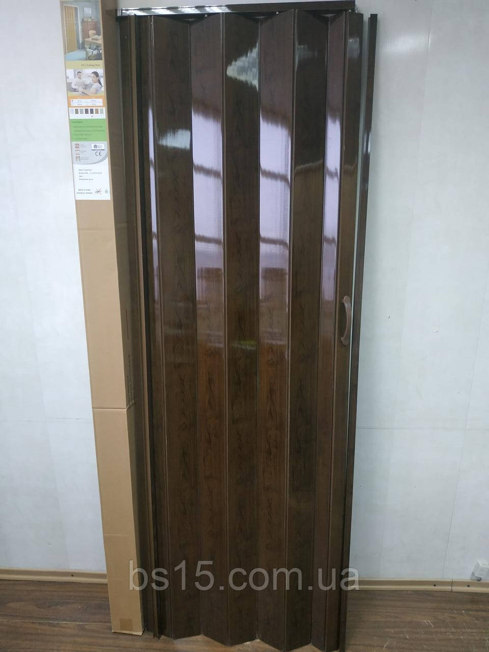 Двері гармошка міжкімнатна розсувна глусна 810*2030*6 мм пластикова Дуб темний