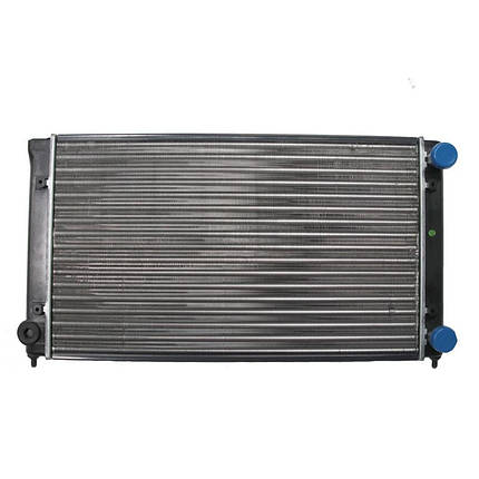 радіатор охолодження VW Passat B3, B4 від 1988g. З двигуном 1,6 1,8 (Основний радіатор Пасат б3 б4), фото 2