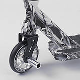 Самокат трюковий Best Scooter 93215 Білий Принт з пегами, фото 4