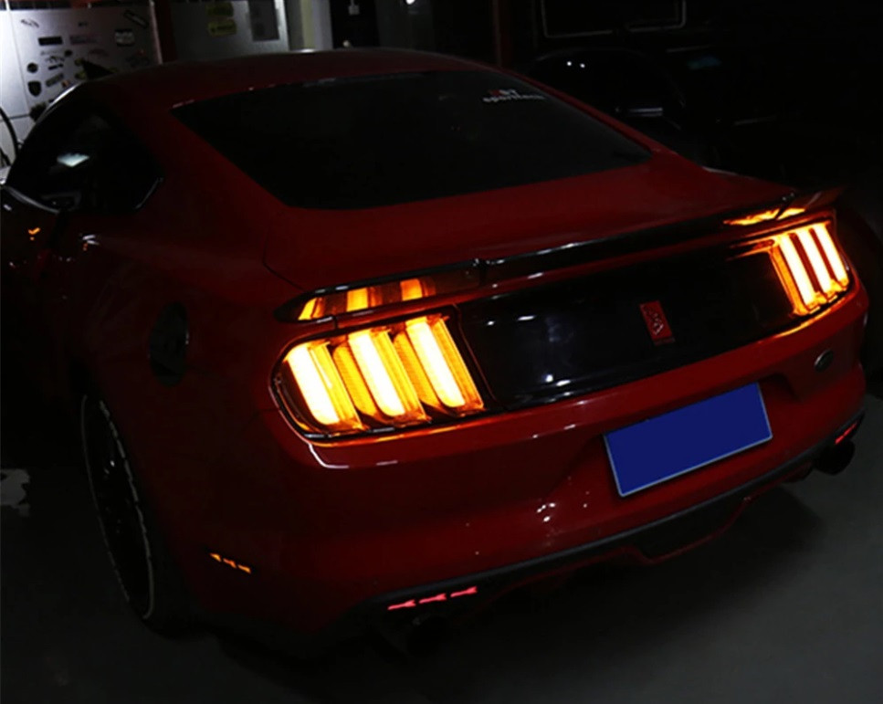 Ліхтарі Ford Mustang (15-19) тюнінг Led оптика (жовтий поворот)