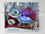 Інтерактивна саламандра Бруні Снігова закуска Frozen Fire Spirit's Snowy Snack Salamander, фото 3