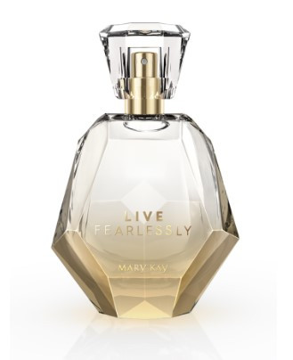 Жіночий парфум Live Fearlessly - який запам'ятовується, квітково-деревний аромат.