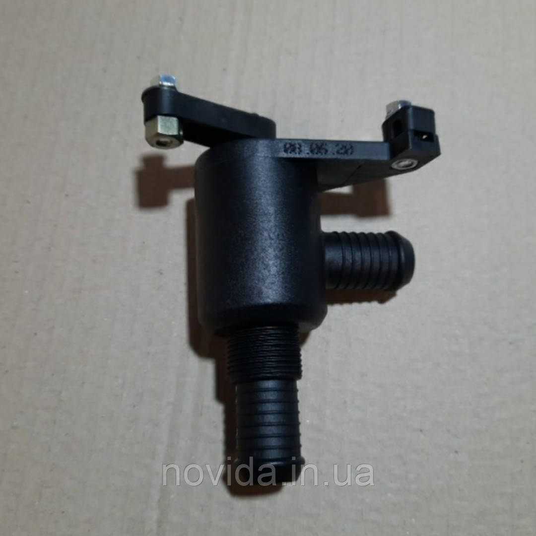 Кран обігрівача 1001-8105160